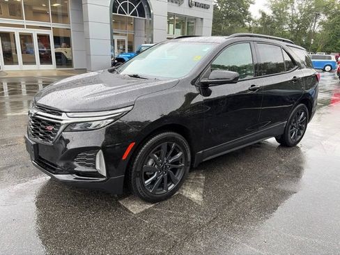 Used 2022 Chevrolet Equinox RS FWD image 2