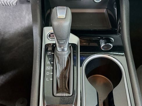 Used 2024 Nissan Altima 2.5 SV image 23