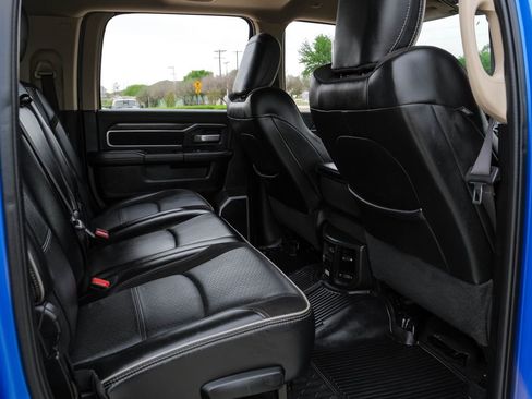 Used 2020 RAM 2500 Laramie image 36