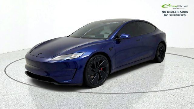 Used 2025 Tesla Model 3 Performance AWD/4WD image 3