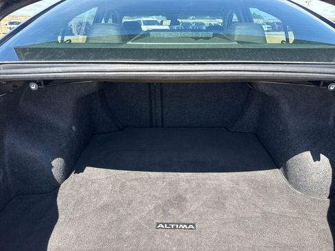 Certified 2021 Nissan Altima 2.5 SR FWD image 33