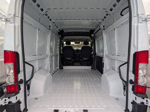 New 2026 RAM ProMaster 2500 w/ Power Group image 10