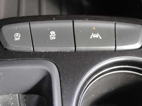 Used 2021 Chevrolet TrailBlazer LS image 35