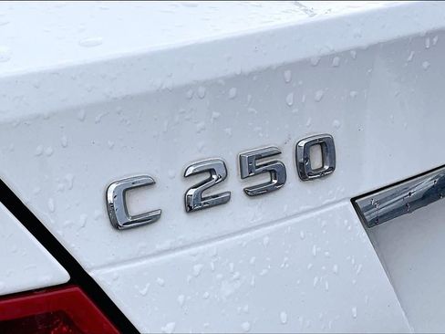 Used 2013 Mercedes-Benz C 250 Sedan image 27