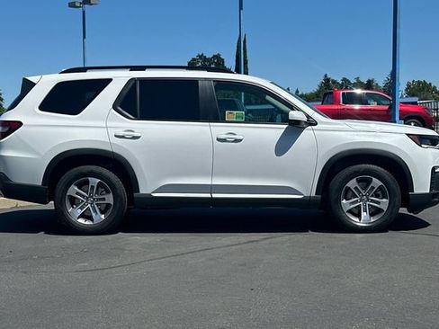 New 2026 Honda Pilot EX-L image 3