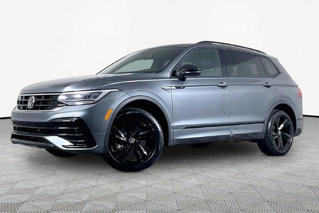 Used 2023 Volkswagen Tiguan SE R-Line FWD image 1