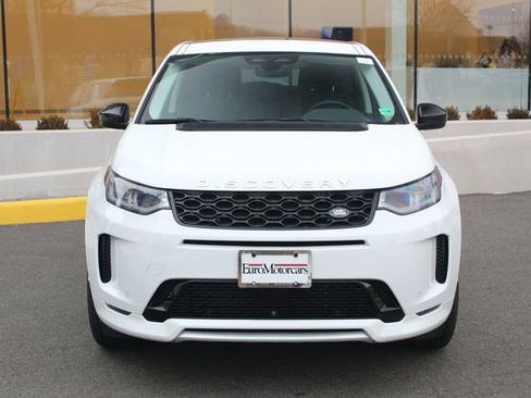 Used 2025 Land Rover Discovery Sport S image 8