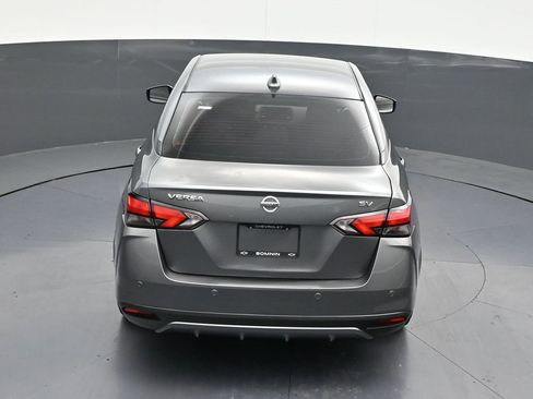 Used 2021 Nissan Versa SV FWD image 13
