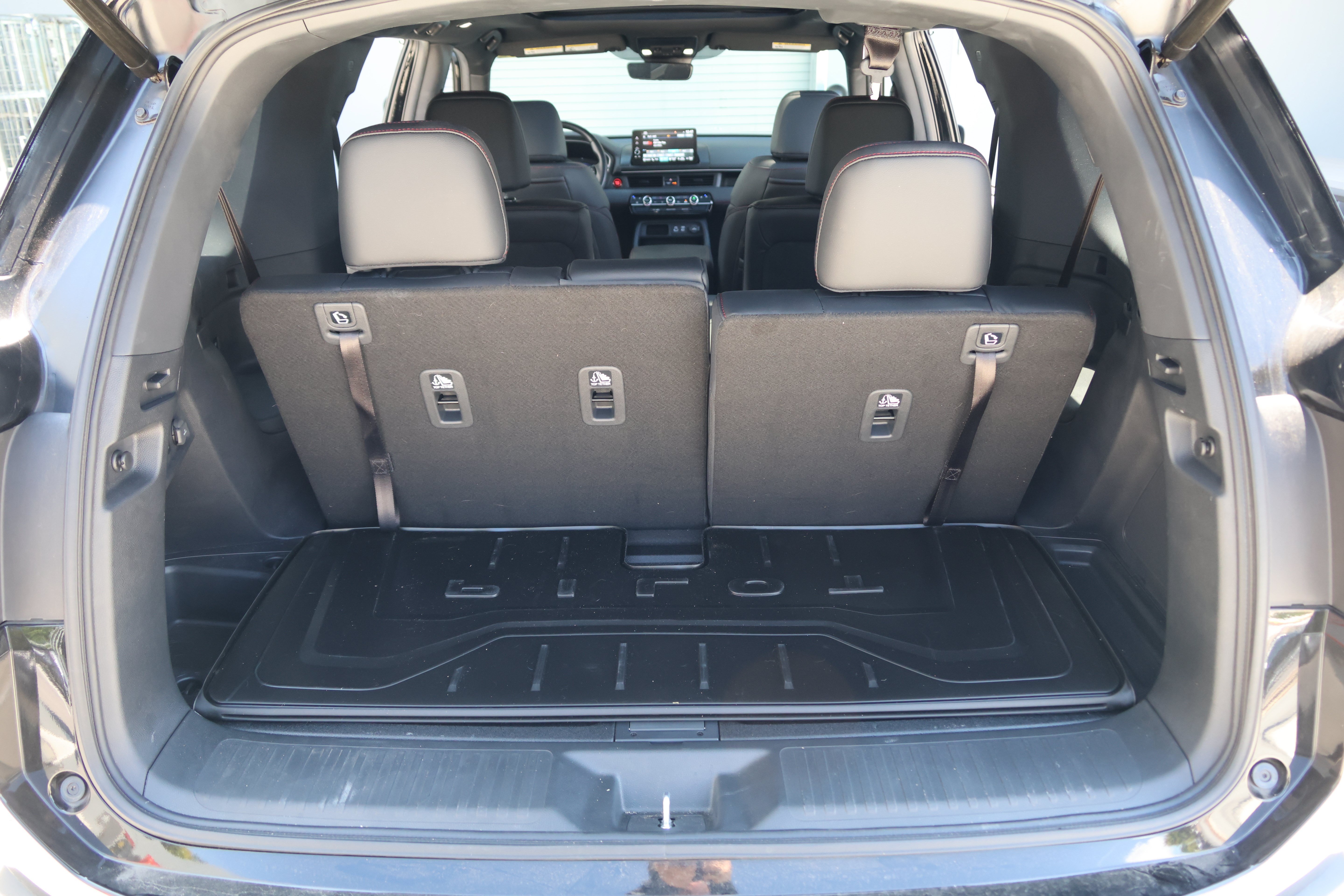 Used 2025 Honda Pilot Black Edition image 37