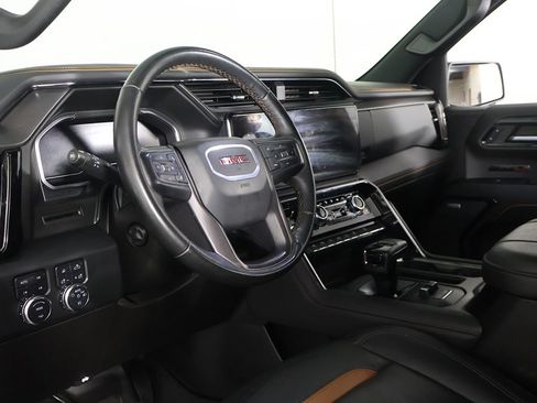 Used 2024 GMC Sierra 1500 AT4 w/ AT4 Preferred Package AWD/4WD image 26