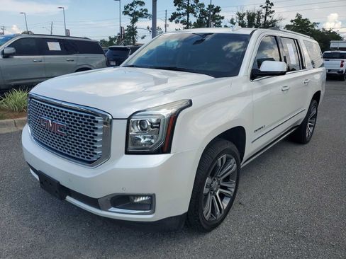 Used 2017 GMC Yukon XL Denali w/ Open Road Package AWD/4WD image 1