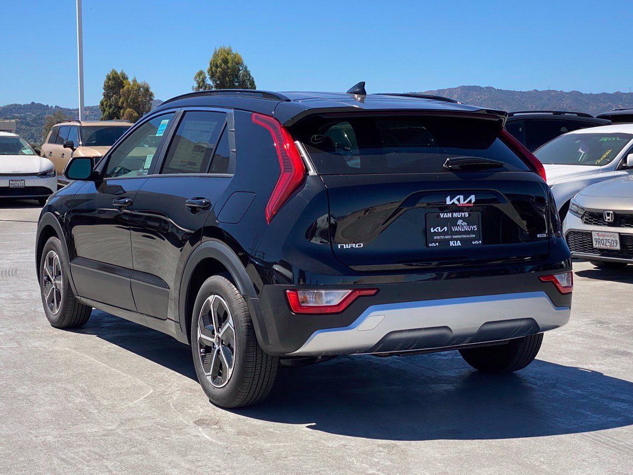 New 2026 Kia Niro EX FWD image 6