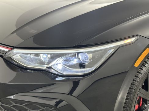 Used 2022 Volkswagen GTI SE image 28