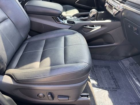 Used 2024 Kia Telluride EX w/ EX Captain's Chair Package image 40