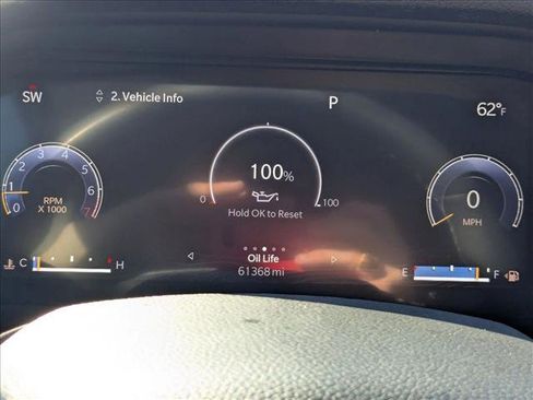 Used 2023 Jeep Grand Cherokee Limited image 11