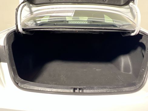 Used 2025 Toyota Corolla LE FWD image 32