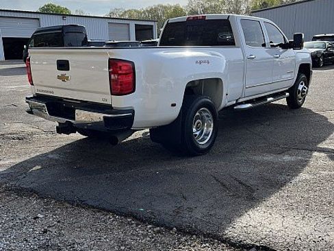 Used 2016 Chevrolet Silverado 3500 LTZ w/ Duramax Plus Package AWD/4WD image 7