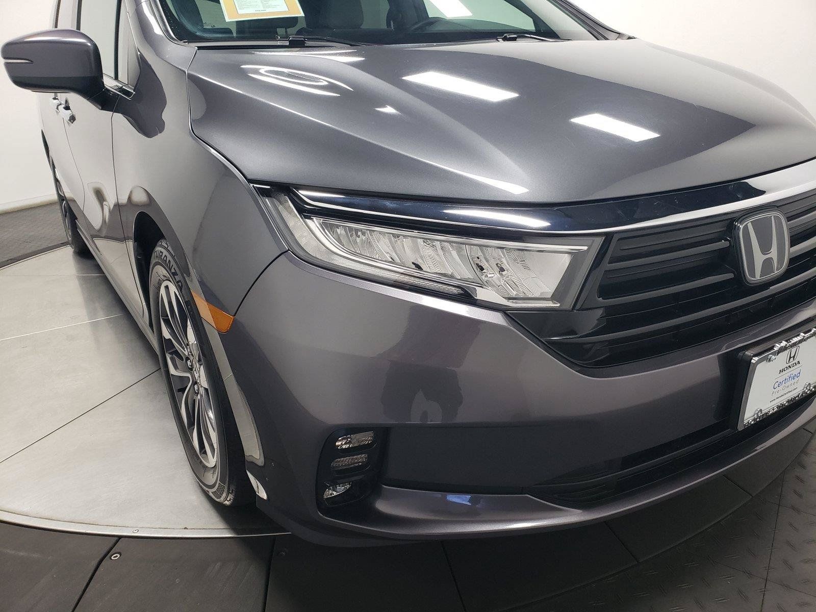 Used 2024 Honda Odyssey EX-L image 3