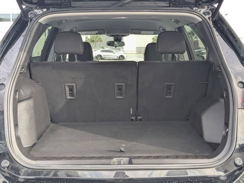 Used 2024 Chevrolet Equinox LS w/ Driver Confidence II Package FWD image 14