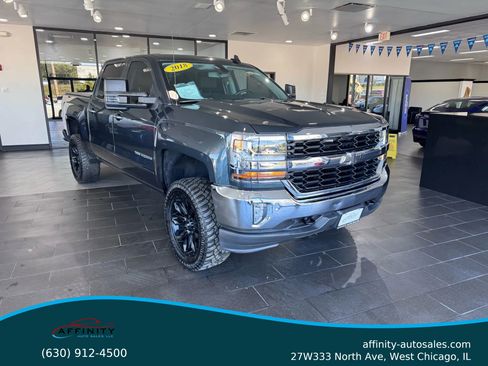 Used 2018 Chevrolet Silverado 1500 LT w/ LT Eassist Package image 1