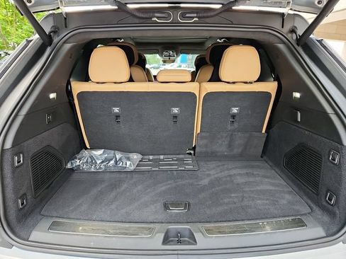 Certified 2025 Cadillac Escalade IQ Luxury 2 AWD/4WD image 28