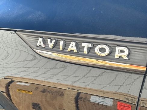 Used 2020 Lincoln Aviator Reserve w/ Elements Package Plus image 34