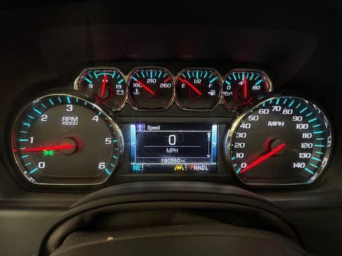 Used 2017 GMC Yukon XL SLT w/ Open Road Package RWD image 12