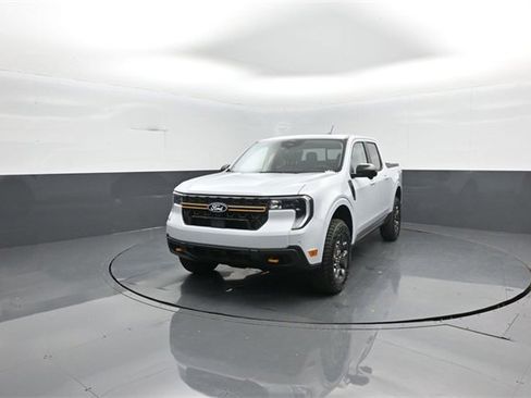 New 2026 Ford Maverick Tremor image 3