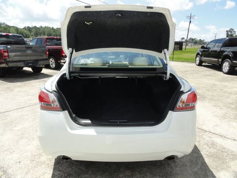 Used 2014 Nissan Altima 2.5 SL w/ Technology Package FWD image 11