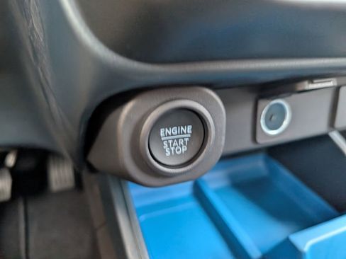 New 2026 Ford Maverick XLT w/ XLT Luxury Package FWD image 14