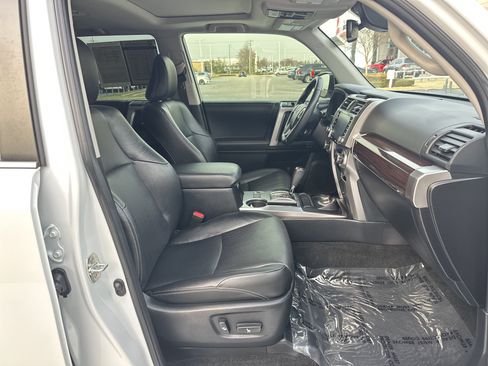 Certified 2024 Toyota 4Runner Limited image 33