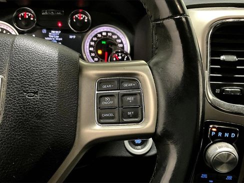 Used 2017 RAM 1500 Laramie image 13