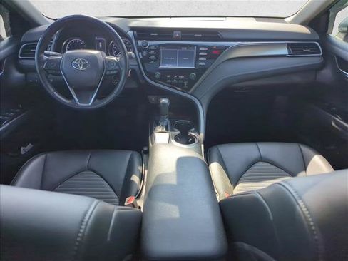 Certified 2019 Toyota Camry SE FWD image 24