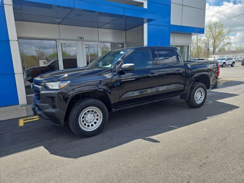 Certified 2023 Chevrolet Colorado W/T w/ WT Convenience Package AWD/4WD image 2
