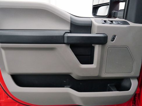 Used 2022 Ford F250 XL w/ STX Appearance Package AWD/4WD image 12