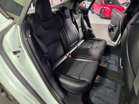 Used 2023 Tesla Model S Standard Range image 15