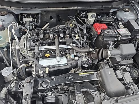 Used 2024 Nissan Kicks SV image 11