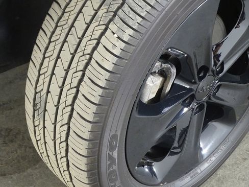 Used 2021 Jeep Compass Latitude w/ Sun and Sound Group image 45