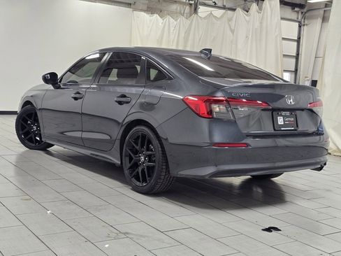 Used 2023 Honda Civic Sport image 13