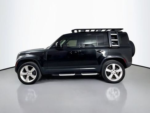 Used 2023 Land Rover Defender 110 SE AWD/4WD image 8