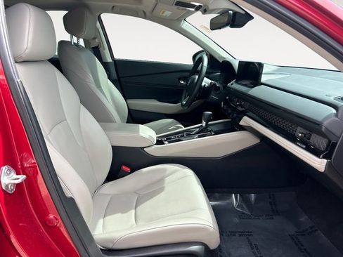 Used 2024 Honda Accord Touring image 10