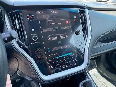 Used 2020 Subaru Outback Premium image 15