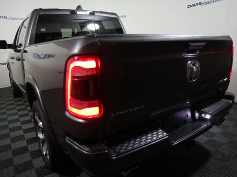 Used 2022 RAM 1500 Limited AWD/4WD image 9
