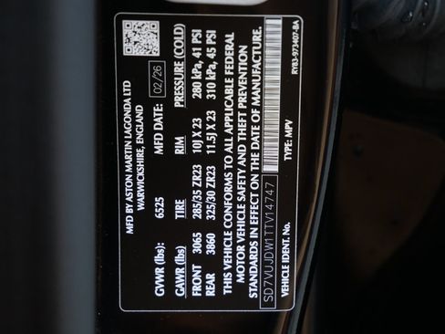 Used 2026 Aston Martin DBX 707 AWD/4WD image 35