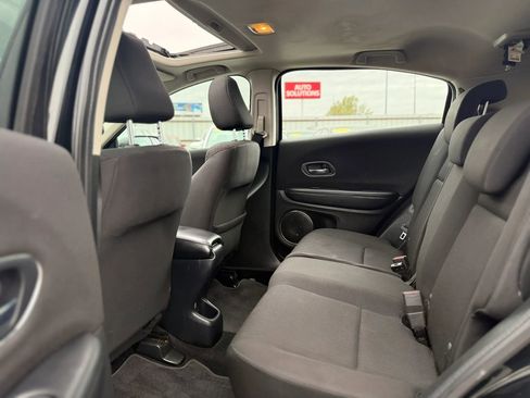 Used 2017 Honda HR-V EX image 36