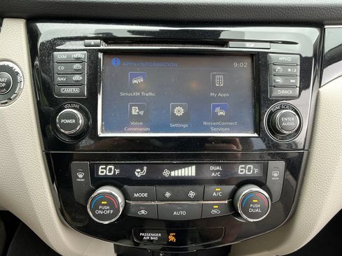 Used 2018 Nissan Rogue Sport SL w/ SL Premium Package AWD/4WD image 17