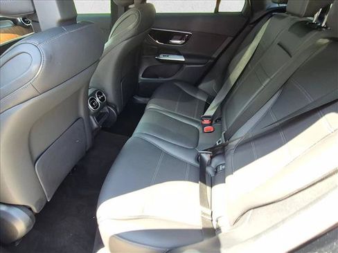 Used 2026 Mercedes-Benz GLC 300 image 19