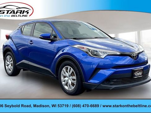 Used 2019 Toyota C-HR LE FWD image 1