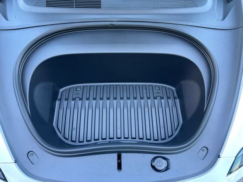 Used 2025 Tesla Model 3 RWD image 22