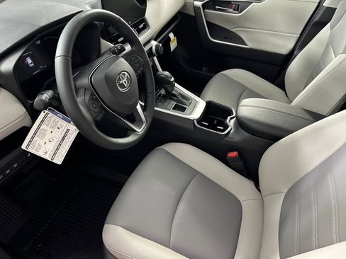 New 2025 Toyota RAV4 XLE Premium image 10